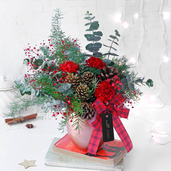Blooming Christmas in Rose Gold Vase